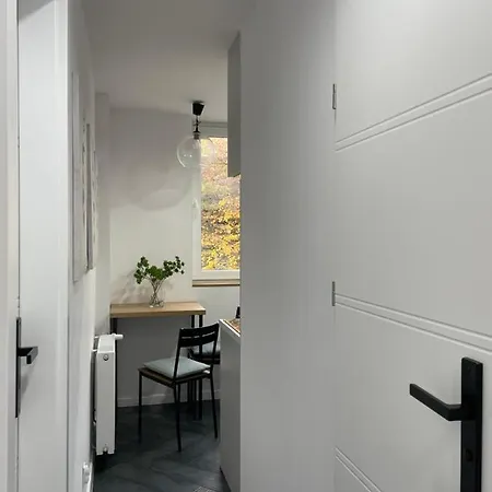 Cozy Apart - Self Check-in 24h Apartment